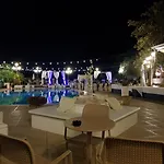 Riviera 3*