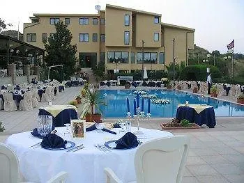 Riviera Hotel