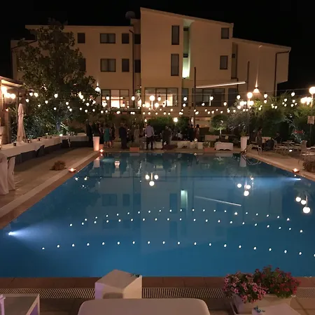 Riviera Hotel