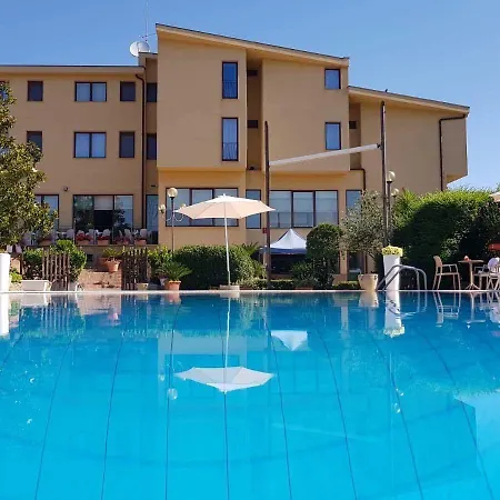 Hotel Riviera 3*