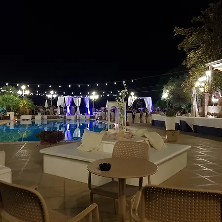 Riviera 3*