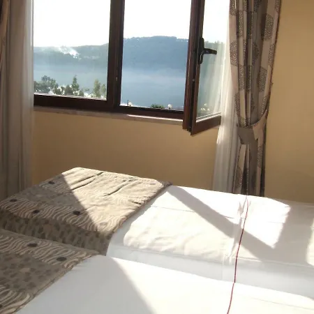 Riviera Szálloda 3*